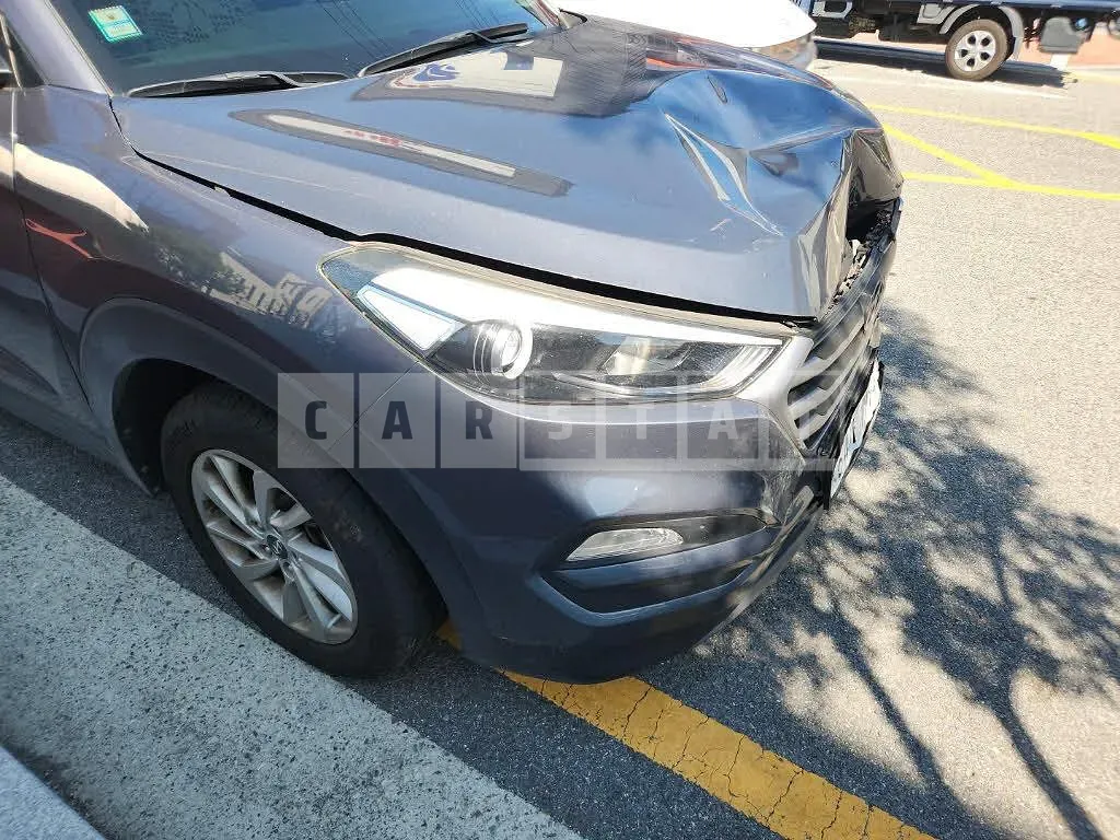 Photo 2 of 14: 2015 Hyundai Tucson, VIN KMHJ3815GGU028412 — Korean insurance auction