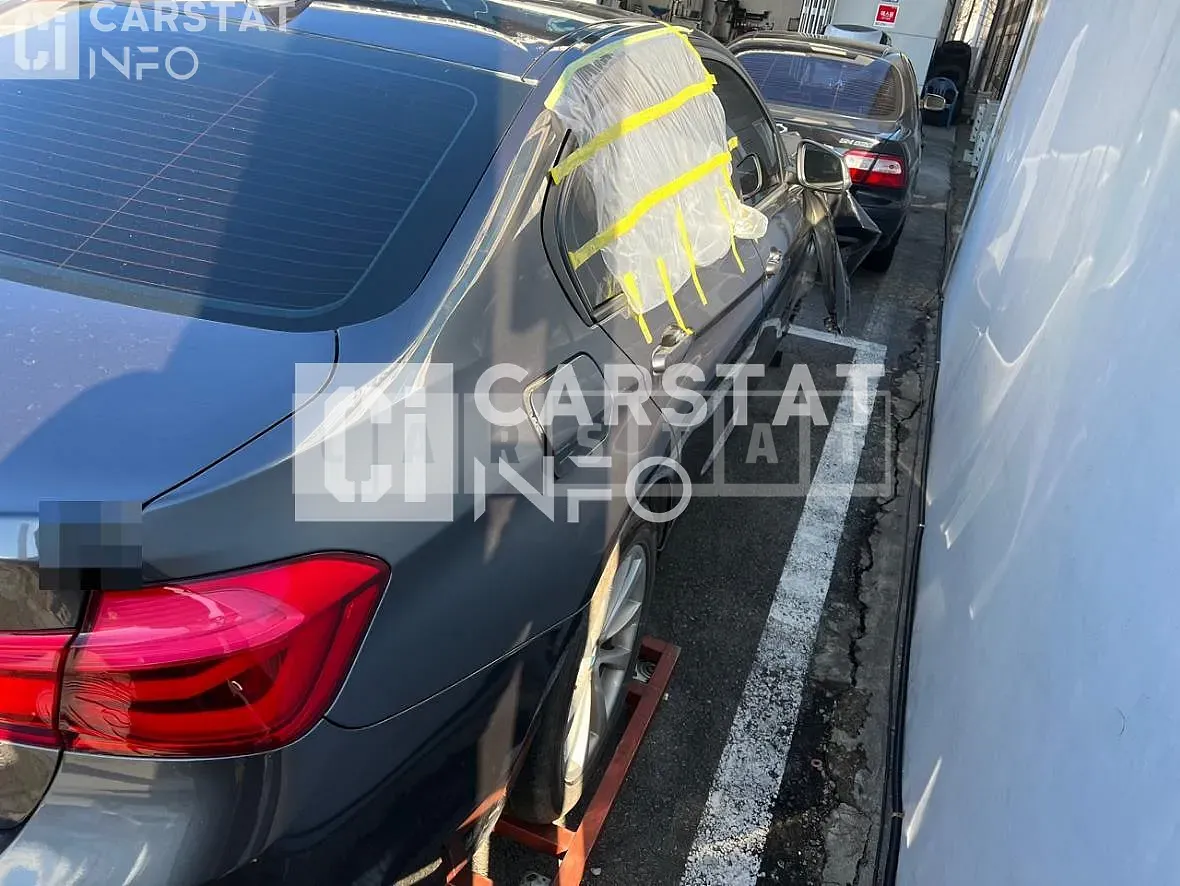 Photo 2 of 8: 2015 BMW 320d, VIN WBA8C510XGK463605 — Korean insurance auction