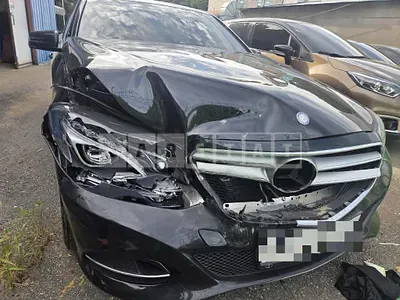 Photo 1 of 16: 2015 Mercedes-Benz E220 BlueTec — Korean insurance auction