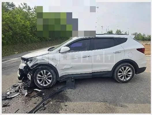 Photo 2 of 7: 2015 Hyundai Santa Fe DM — Korean insurance auction