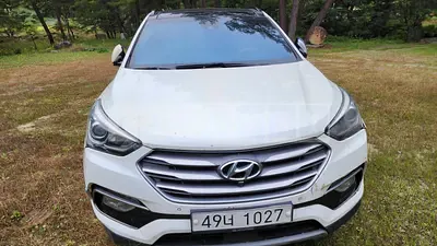 Photo 1 of 7: 2017 Hyundai Santa Fe DM 2.2 4WD — Korean insurance auction