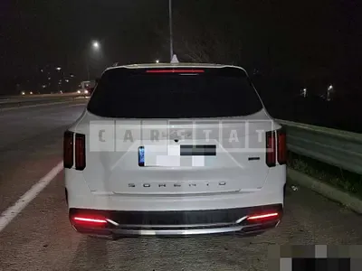 Photo 1 of 10: 2022 Kia Sorento Hybrid — Korean insurance auction