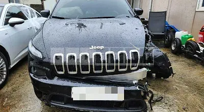 Photo 1 of 17: 2017 Jeep Cherokee 2.4 — Korean insurance auction