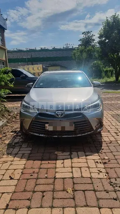 Photo 1 of 10: 2015 Toyota Camry — Korean insurance auction