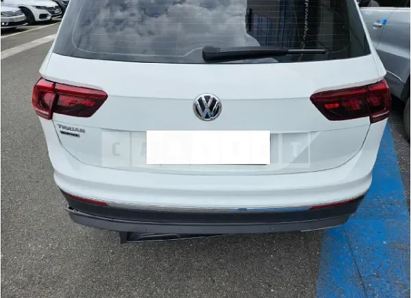Photo 2 of 40: 2020 Volkswagen Tiguan Allspace 2.0 TDI — Korean insurance auction