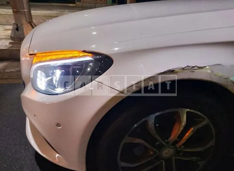 Photo 2 of 13: 2015 Mercedes-Benz C220d — Korean insurance auction