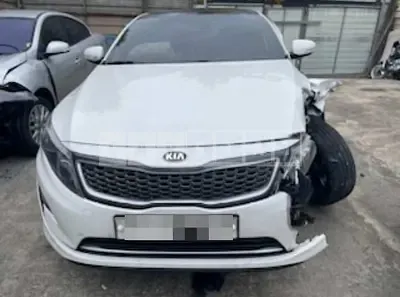 Photo 1 of 13: 2015 Kia K5, VIN KNAGN41CBFA089849 — Korean insurance auction
