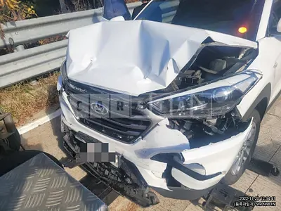 Photo 1 of 5: 2018 Hyundai Tucson, VIN KMHJ281ABJU677500 — Korean insurance auction
