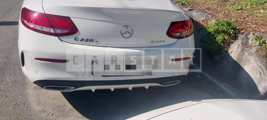 Photo 2 of 19: 2017 Mercedes-Benz C220 d Coupe — Korean insurance auction