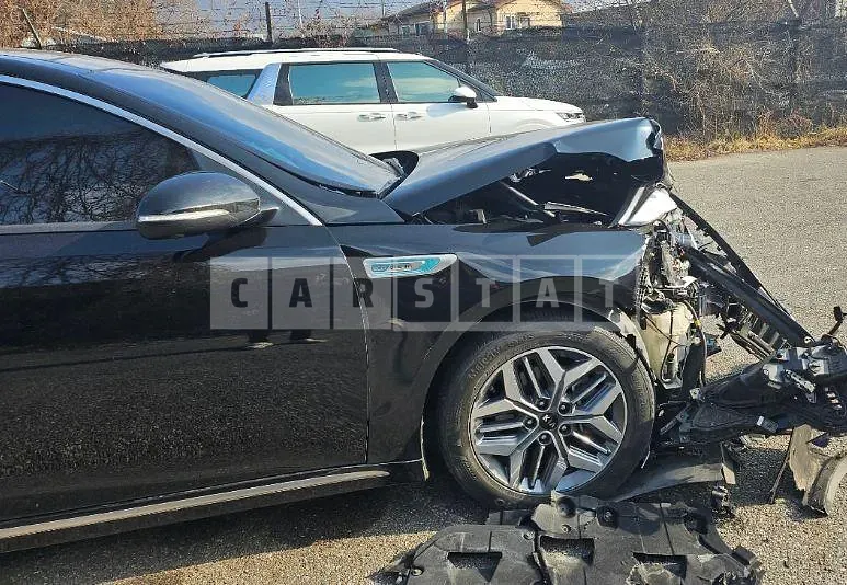Photo 2 of 5: 2018 Kia K5 2.0 Hybrid, VIN KNAGW41EBKA033033 — Korean insurance auction