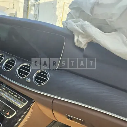 Photo 2 of 18: 2022 Mercedes-Benz E250 — Korean insurance auction