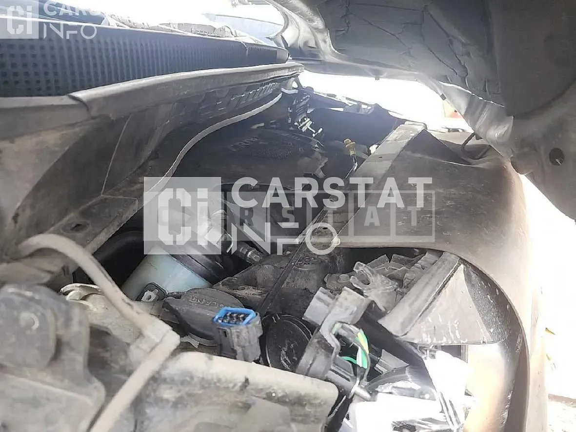 Photo 2 of 12: 2016 Kia Carnival 9 -Seater — Korean insurance auction