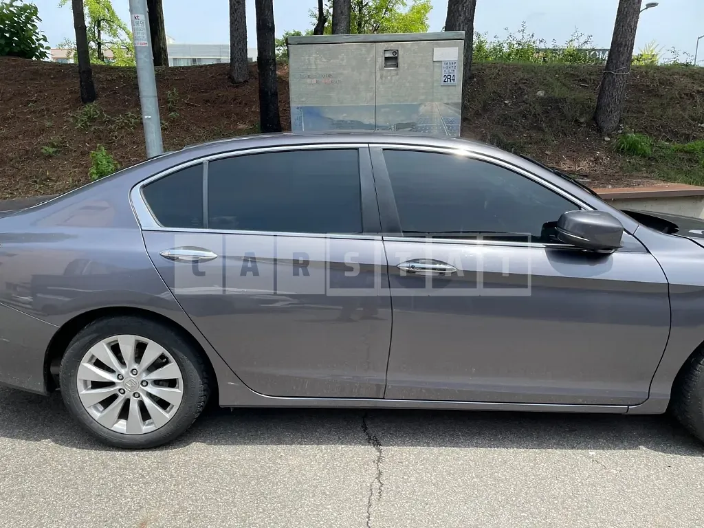 Photo 2 of 18: 2015 Honda Accord 2.4, VIN 1HGCR2680FA511980 — Korean insurance auction