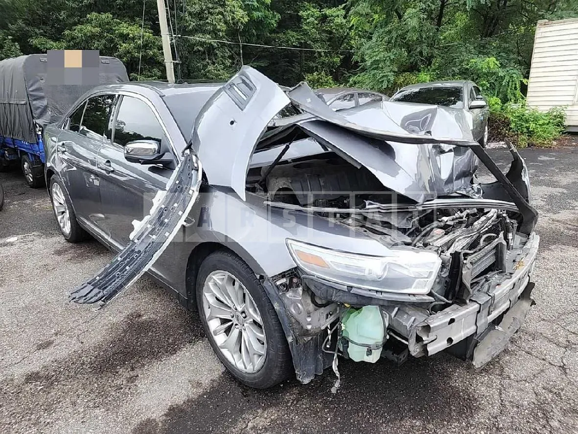 Photo 2 of 9: 2014 Ford Taurus 2.0 Sel — Korean insurance auction