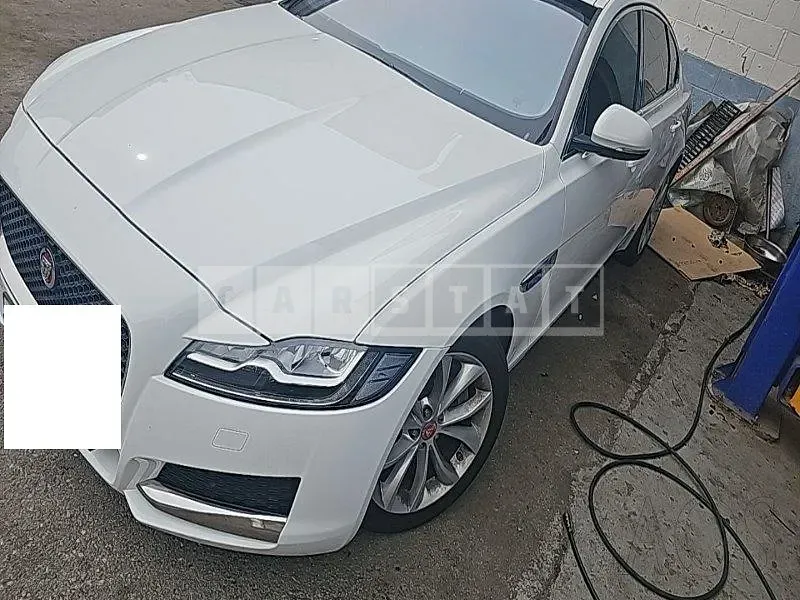 Photo 2 of 38: 2019 Jaguar XF 25T — Korean insurance auction