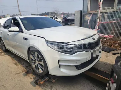 Photo 1 of 8: 2016 Kia K5 2.0, VIN KNAGX411BHA138121 — Korean insurance auction