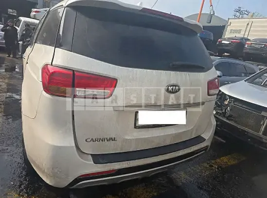 Photo 2 of 9: 2018 Kia Carnival, VIN KNAMB81ABJS375263 — Korean insurance auction