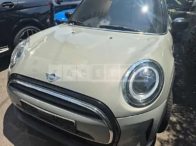 Photo 1 of 14: 2022 MINI Cooper Five-Door — Korean insurance auction