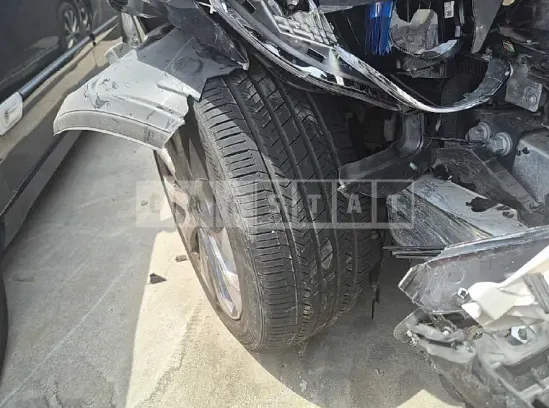 Photo 2 of 39: 2019 Mercedes-Benz E 300 4Matic — Korean insurance auction