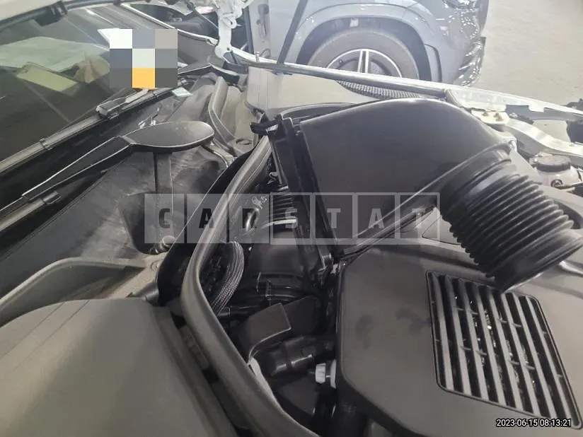Photo 2 of 35: 2023 Mercedes-Benz CLS300 d 4Matic, VIN W1K2J1KBXPA111742 — Korean insurance auction