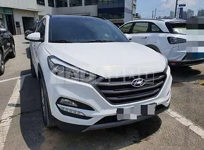 Photo 1 of 20: 2015 Hyundai Tucson, VIN KMHJ2815GGU105313 — Korean insurance auction