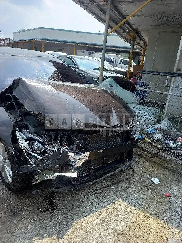 Photo 2 of 9: 2016 Kia K5, VIN KNAGU416BGA087336 — Korean insurance auction