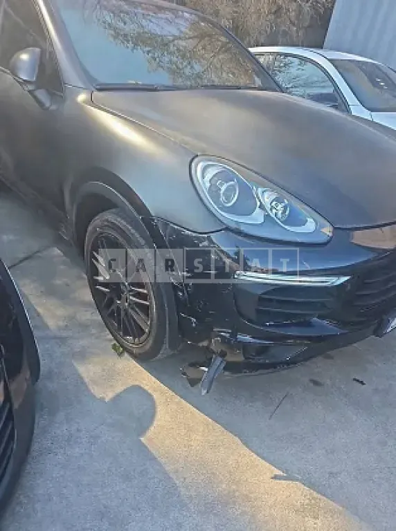 Photo 2 of 22: 2016 Porsche Cayenne Diesel — Korean insurance auction