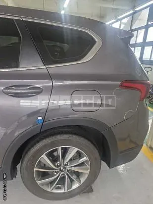 Photo 2 of 31: 2019 Hyundai Santa Fe — Korean insurance auction