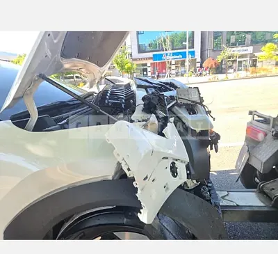 Photo 1 of 4: 2015 Kia Carnivals — Korean insurance auction
