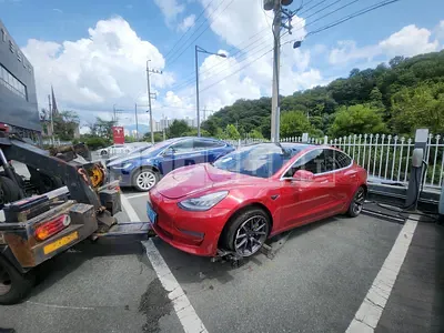 2020 Tesla model 3 long range