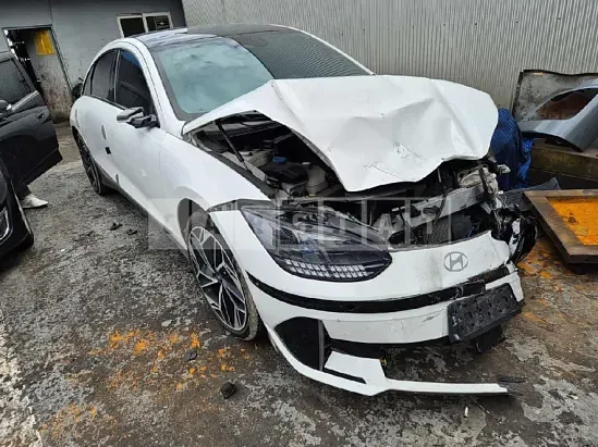 Photo 2 of 9: 2023 Hyundai IONIQ 6 — Korean insurance auction