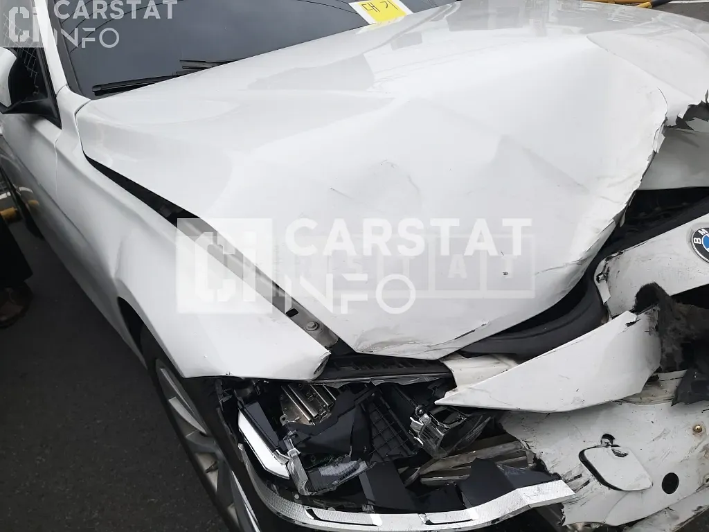 Photo 2 of 18: 2016 BMW 320d, VIN WBA8C510XGK642372 — Korean insurance auction