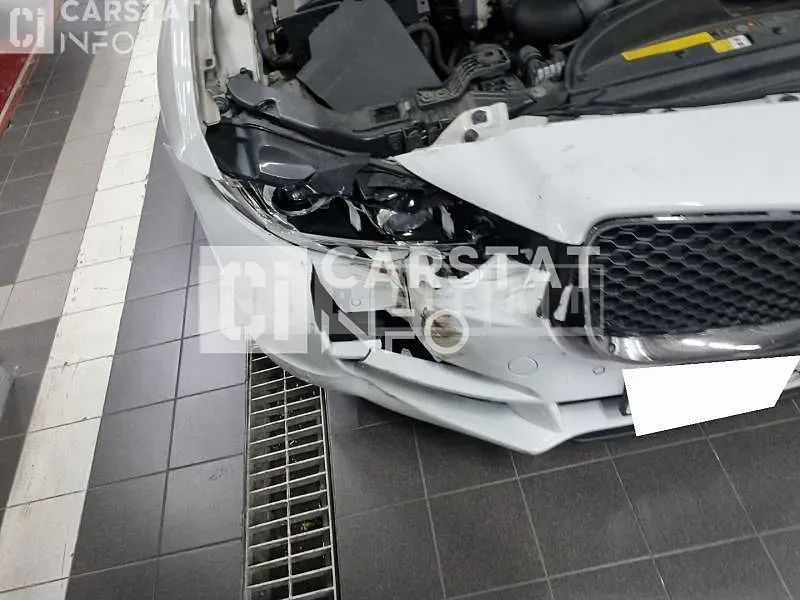 Photo 2 of 24: 2017 Jaguar XE 20d, VIN SAJAA4BN6HCP02045 — Korean insurance auction