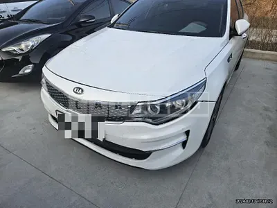 Photo 1 of 12: 2016 Kia K5, VIN KNAGX411BGA091913 — Korean insurance auction