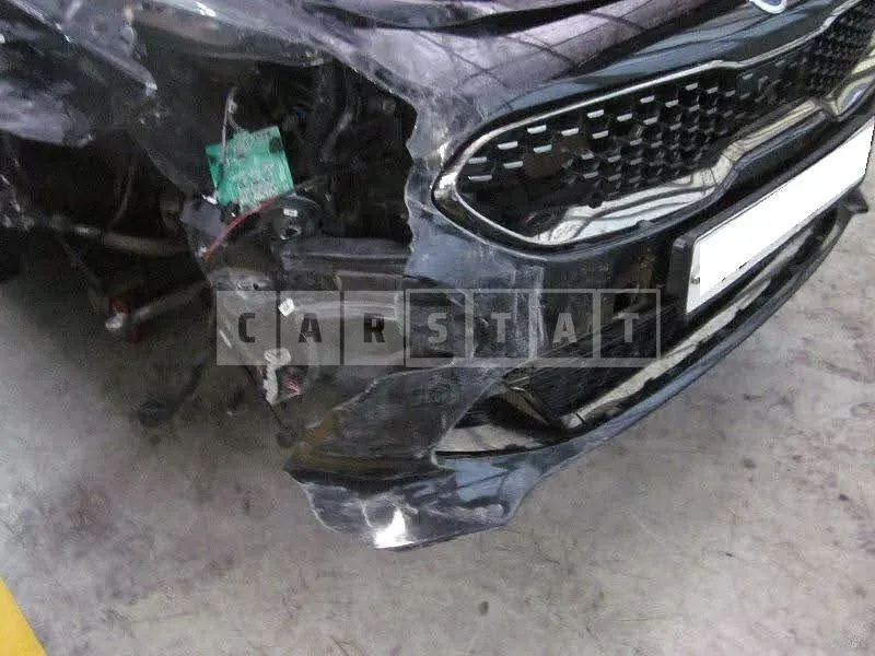 Photo 2 of 48: 2018 Kia Stinger, VIN KNAE351BBJS031774 — Korean insurance auction