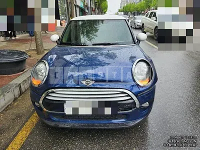 Photo 1 of 4: 2015 MINI Cooper — Korean insurance auction