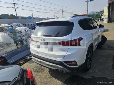Photo 1 of 35: 2018 Hyundai Santa Fe TM 2.2, VIN KMHS381CBKU011363 — Korean insurance auction