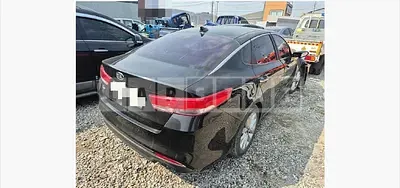 Photo 1 of 15: 2015 Kia K5 — Korean insurance auction
