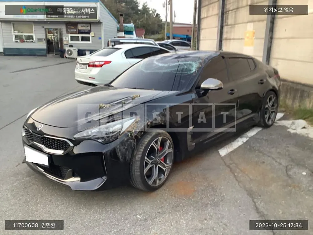 Photo 2 of 27: 2017 Kia Stinger, VIN KNAE751CBJS001270 — Korean insurance auction