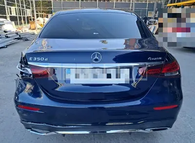 Photo 1 of 5: 2020 Mercedes-Benz E220 d 4Matic — Korean insurance auction