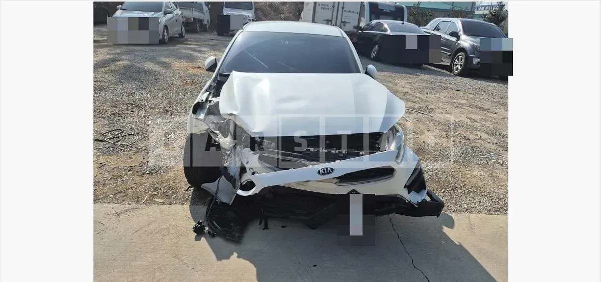 Photo 2 of 4: 2018 Kia Kz — Korean insurance auction