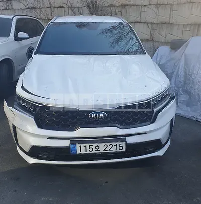 Photo 1 of 13: 2021 Kia Sorento, VIN KNARH81BGMA085457 — Korean insurance auction