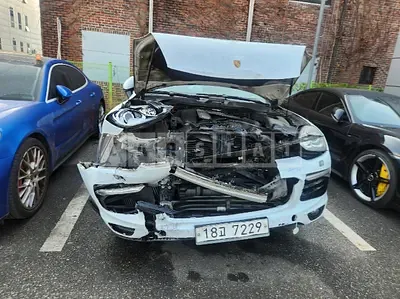 Photo 1 of 25: 2015 Porsche Cayenne Diesel, VIN WP1AF2925FLA32936 — Korean insurance auction