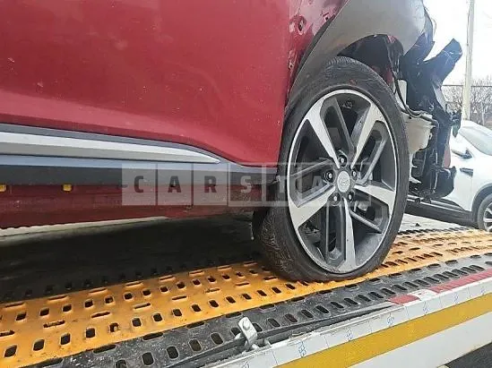 Photo 2 of 15: 2018 Hyundai Kona, VIN KMHK7815GJU220611 — Korean insurance auction