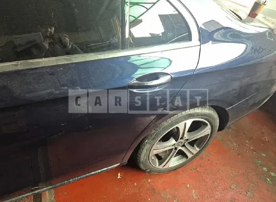 Photo 2 of 20: 2019 Mercedes-Benz E 300 — Korean insurance auction