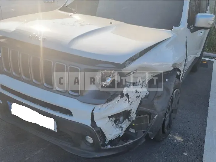Photo 2 of 16: 2022 Jeep Zip Renegade 1.3 FWD, VIN 1C4NJCD16NPN70476 — Korean insurance auction