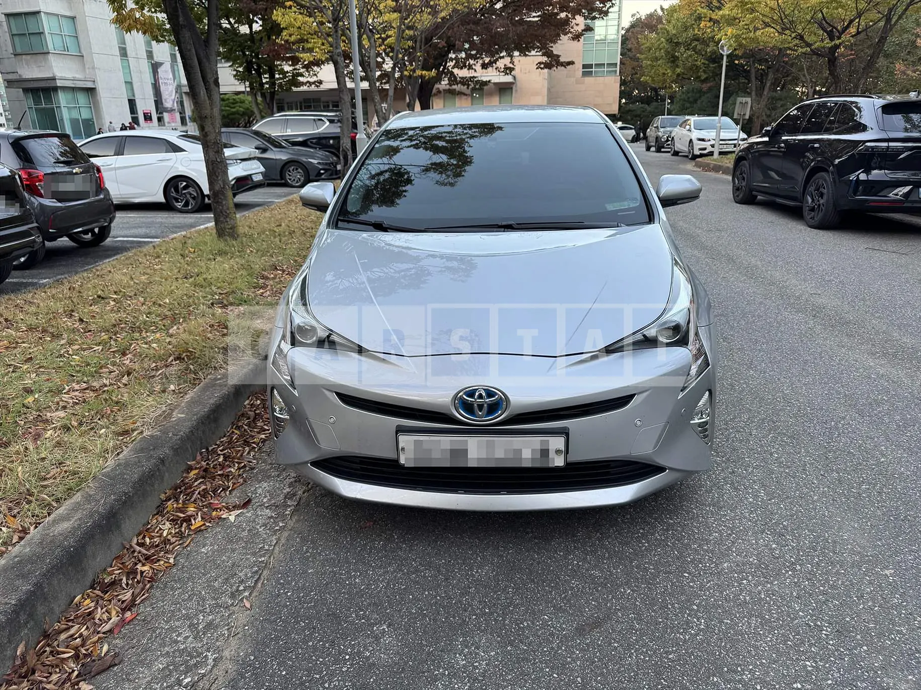 Photo 2 of 16: 2018 Toyota Prius — Korean insurance auction