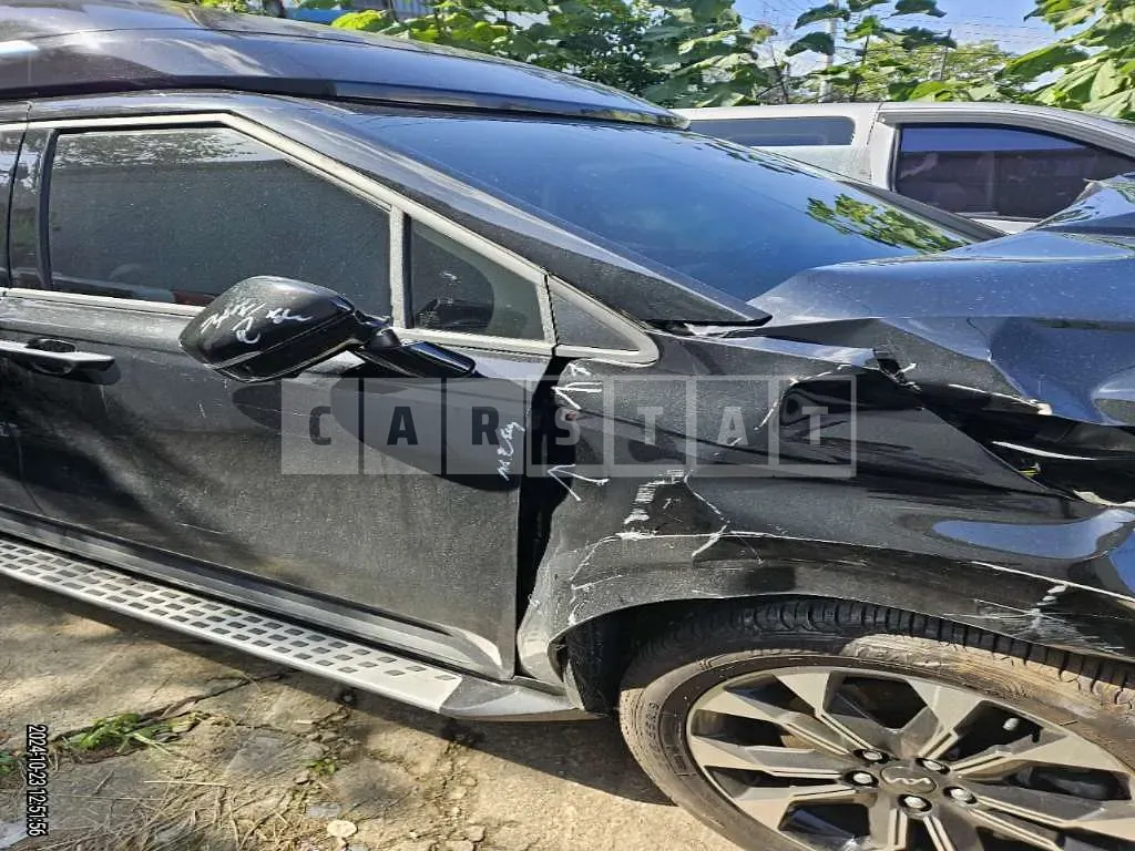 Photo 2 of 7: 2023 Kia Carnival High Limousine — Korean insurance auction