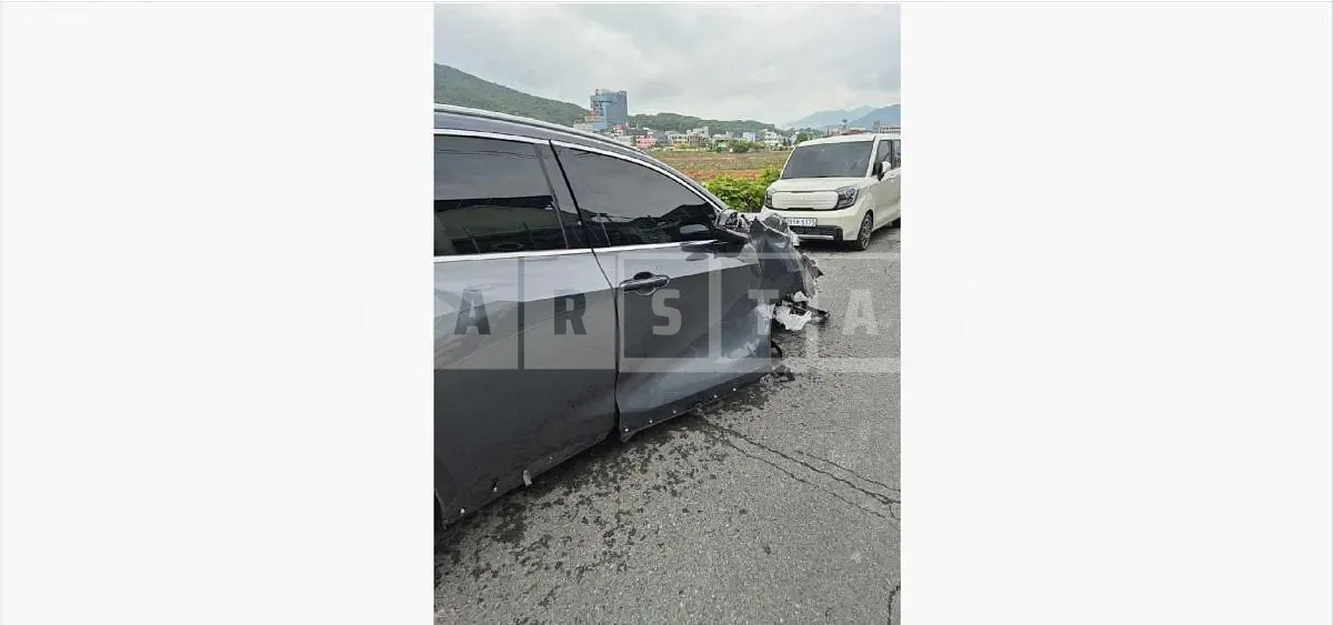 Photo 2 of 21: 2025 Lexus NX350h — Korean insurance auction