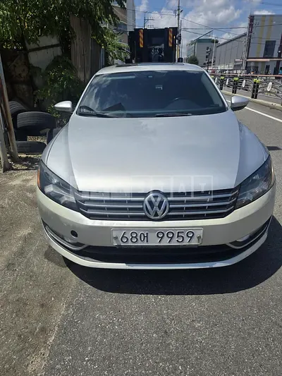 Photo 1 of 4: 2015 Volkswagen Passat 2.0 TDI, VIN 1VWZZZA3ZFC087829 — Korean insurance auction